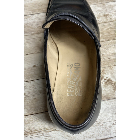 Salvatore Ferragamo Shoes Mens 39 EU 7 2E US Black Penny Loafer UG18865 main image 5
